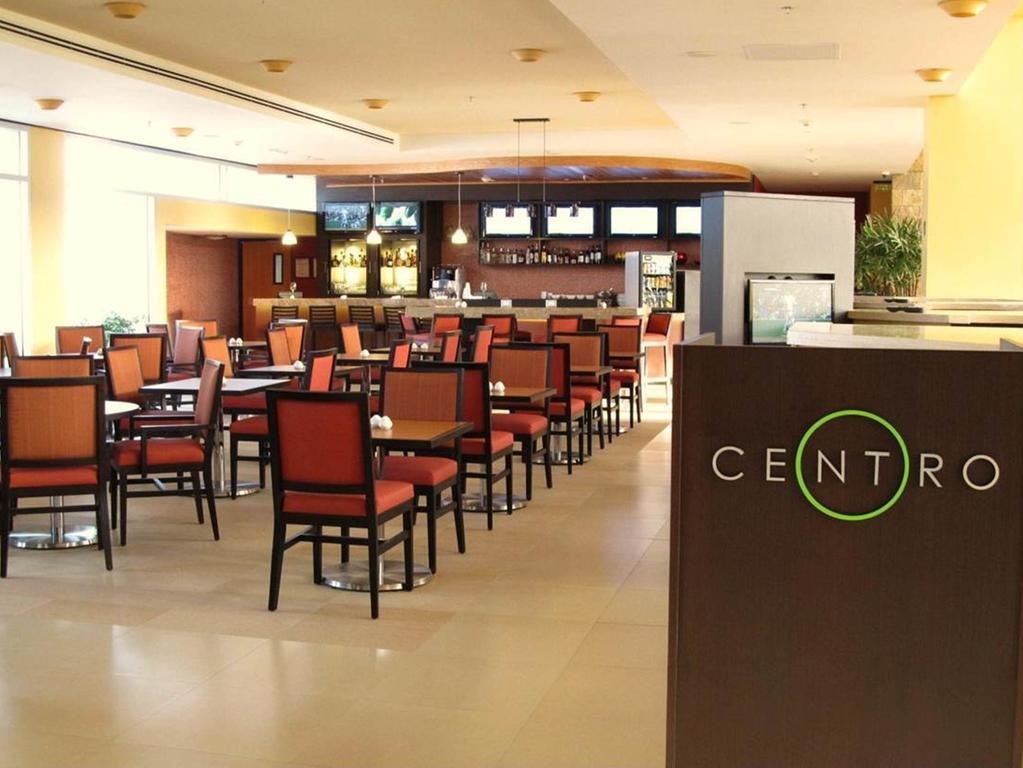 Courtyard By Marriott Leon At The Poliforum Εξωτερικό φωτογραφία