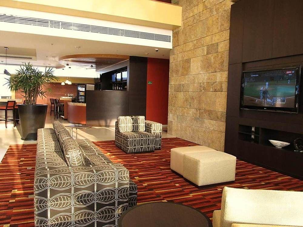 Courtyard By Marriott Leon At The Poliforum Εξωτερικό φωτογραφία