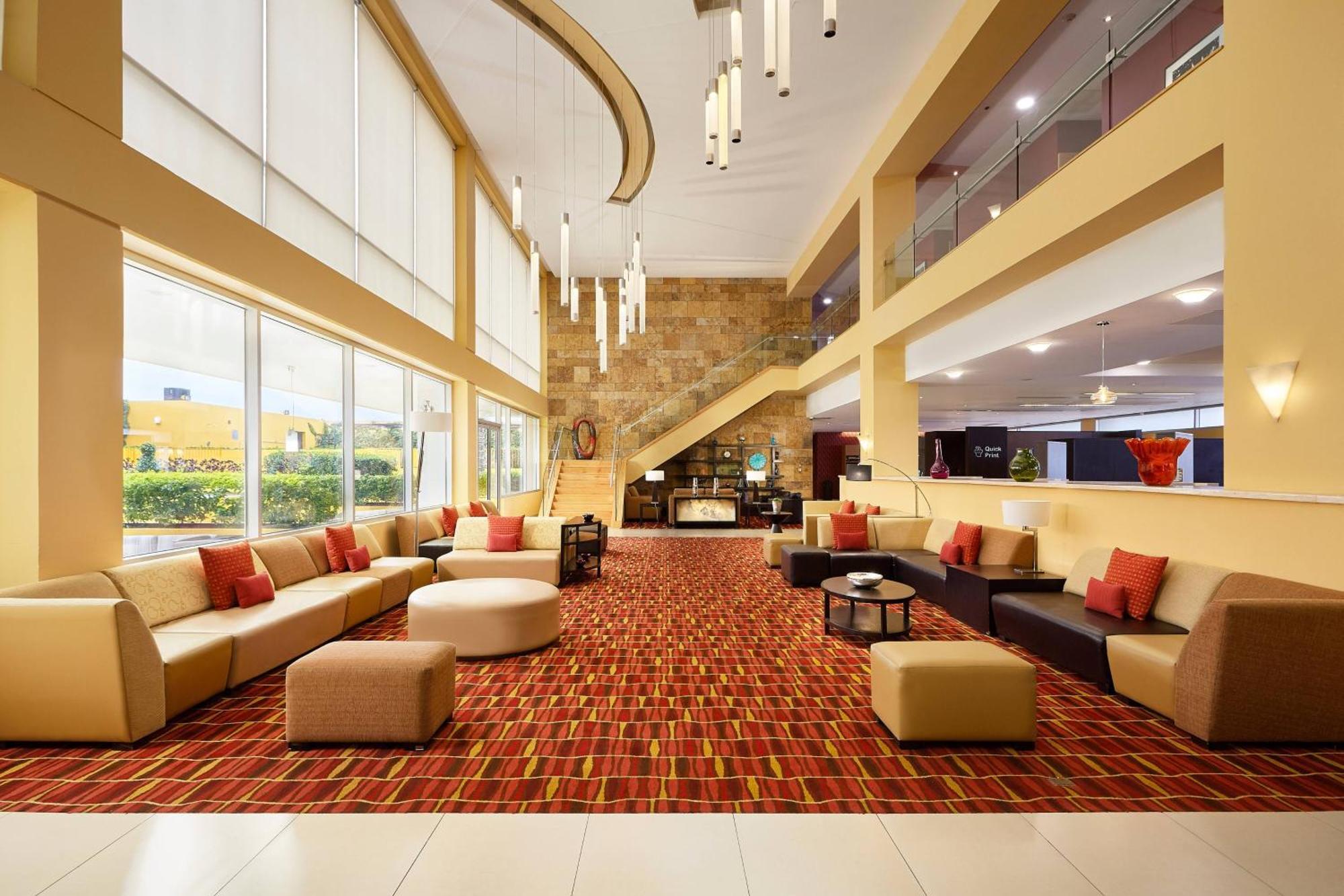 Courtyard By Marriott Leon At The Poliforum Εξωτερικό φωτογραφία