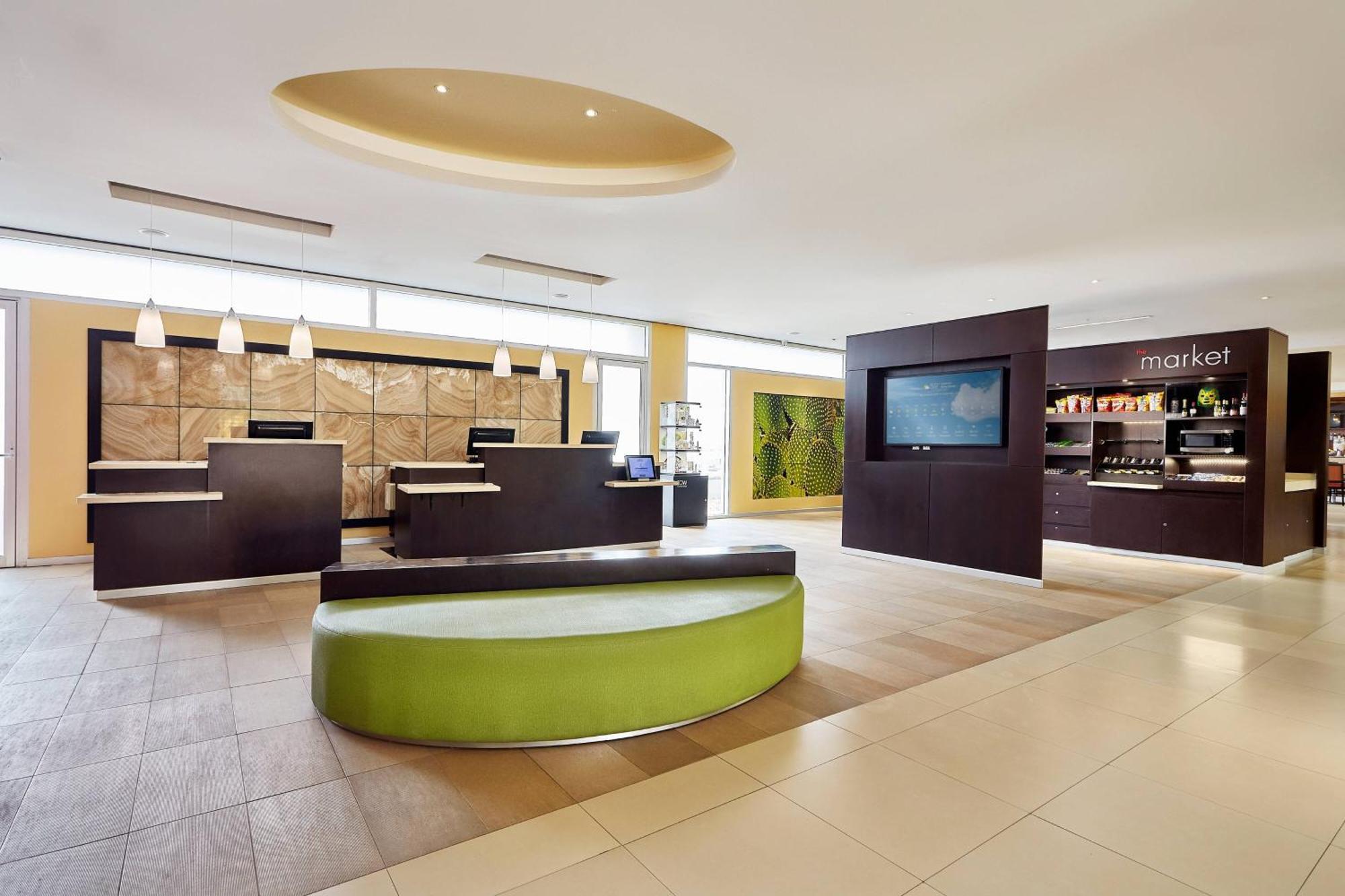 Courtyard By Marriott Leon At The Poliforum Εξωτερικό φωτογραφία